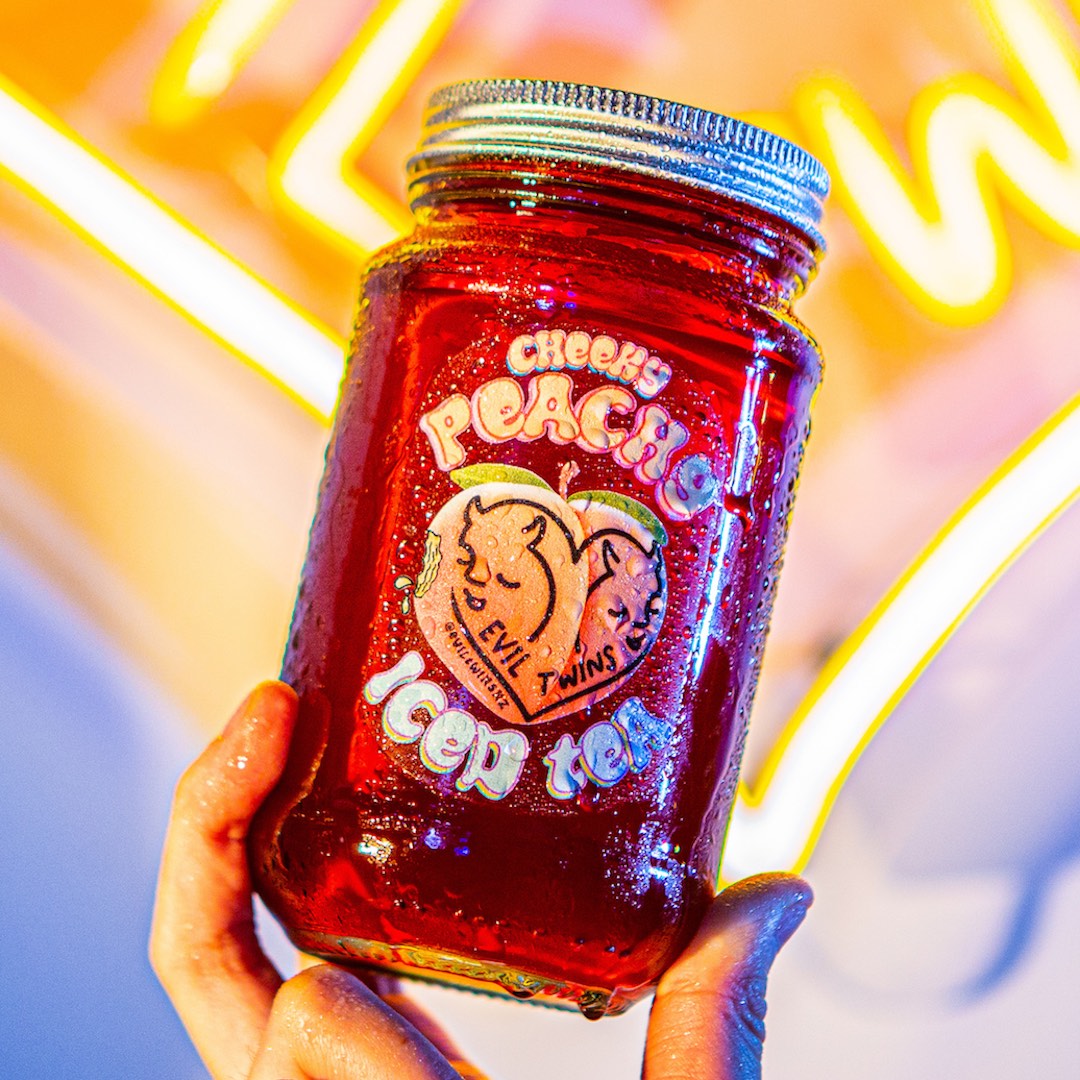 Cheeky Peachy Iced Tea Jar